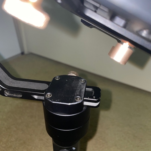 Zhiyun Crane Plus Gimbal Stabilizer - Picture 4 of 5